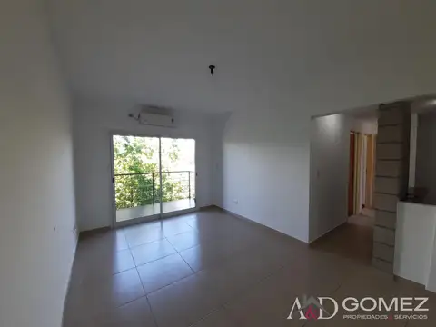 3 AMB AL FRENTE CON COCHERA CUBIERTA