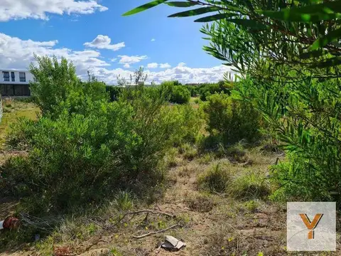 Terreno en venta - 967,41mts2 - Senderos IV, Costa Esmeralda