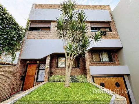 Casa en Vicente López 4 dormitorios, jardín, pileta.