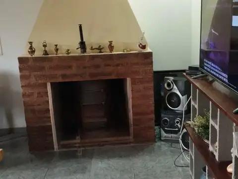 VENTA QUINTA 3 AMBIENTES EN CARLOS SPEGAZZINI EZEIZA