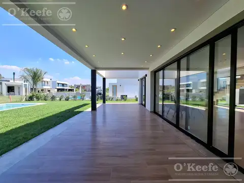 Casa 6 ambientes con 3 baños