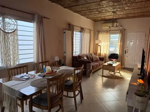 Casa en Villa Luzuriaga