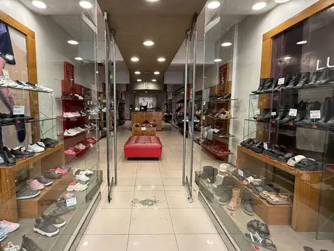VENDE LOCAL COMERCIAL 275M2 LINIERS