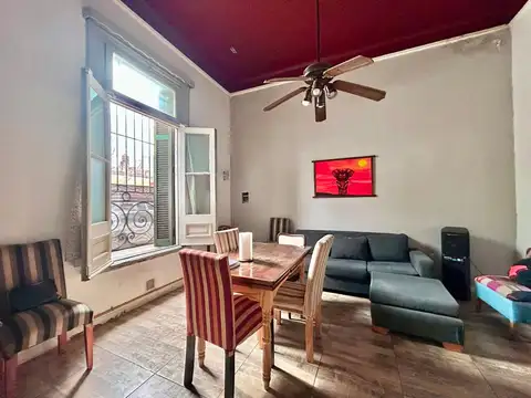 CASA 3 AMBIENTES PARQUE AVELLANEDA PATIO TERRAZA
