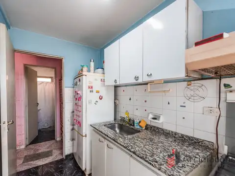 DEPARTAMENTO 2 AMBIENTES EN VENTA. BARRIO SAMORE. AV. CASTAÑARES 4501