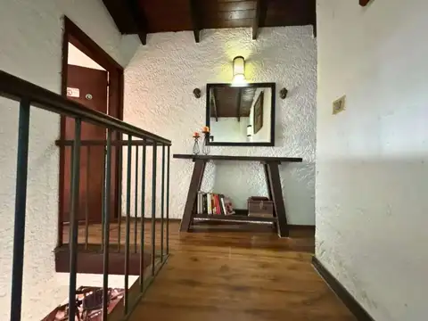 Venta Casa 3 dormitorios, piscina y bcoa LAGOMAR