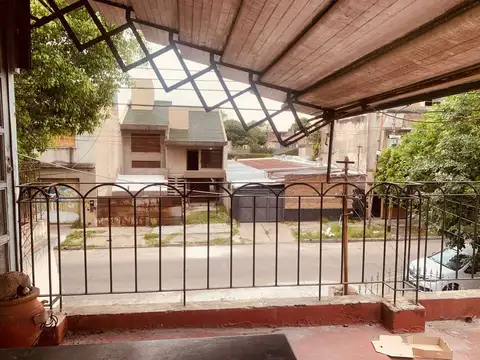 Presidente Santiago Derqui 900