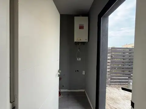VENTA CASA 4 AMB C/PISCINA SANTA ELENA PILAR