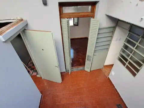 Depto Tipo Casa en Alquiler de 2 dormitorios