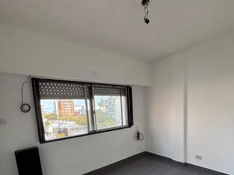 25 de mayo 400, Piso 3