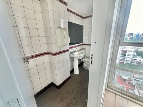 Oficina comercial 90M2 totales