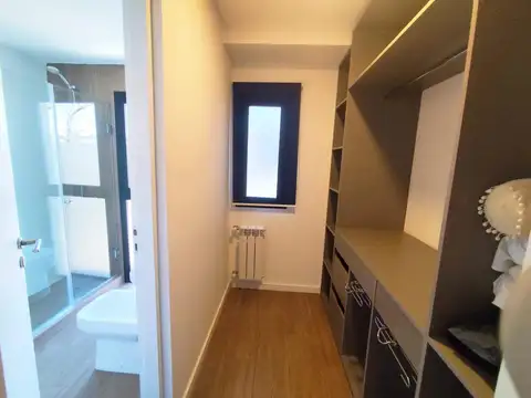 Venta departamento y cochera cubierta
