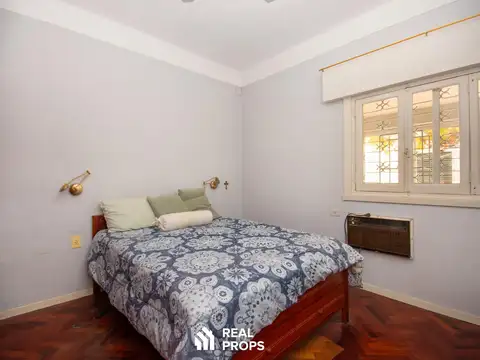 Casa de 5 ambientes en venta jardín patio garaje en Villa Adelina Vicente López zona norte