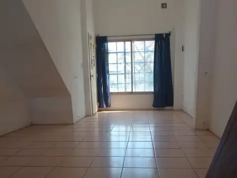 Avenida San Martín 1400, Piso pb