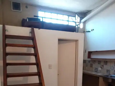 ALQUILER DE PH EN ADROGUÉ