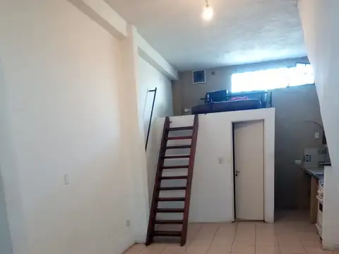 Avenida San Martín 1400, Piso pb