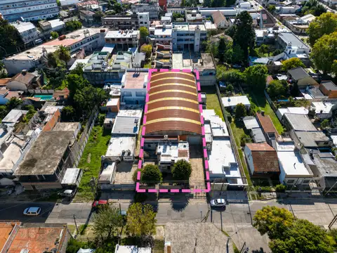 Galpon en Venta 20  mts Frente