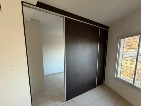 Departamento en Alquiler en Godoy Cruz, $ 450.000