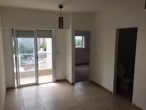 Buen Viaje 400, Piso 5