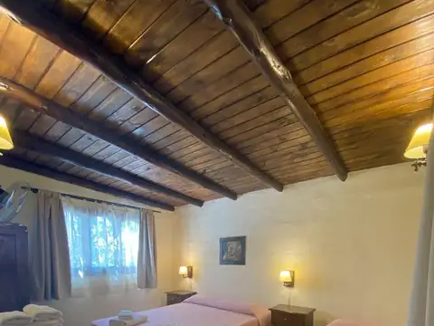 Casa en Venta con 4 cocheras