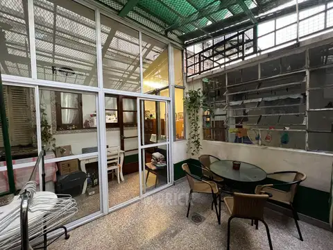 Depto Tipo Casa en Venta 70 años