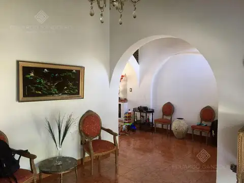 Casa en Alquiler en Banfield, $ 1.600.000