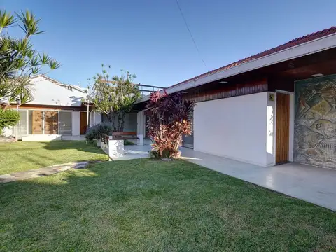 Casa en Venta en Munro, USD 450.000