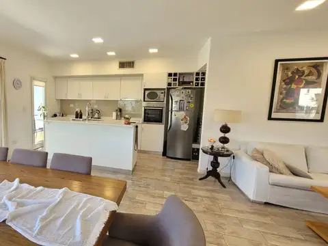 Casa en Venta en La cañada de Pilar, USD 195.000