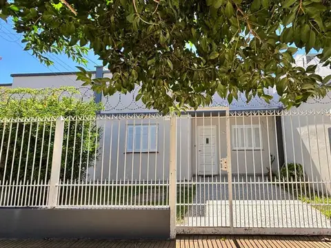 Luis Maria Campos 25