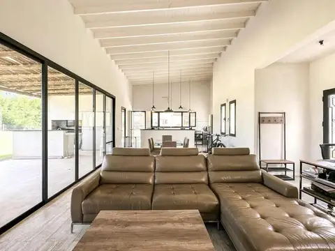 Casa en Venta al Este