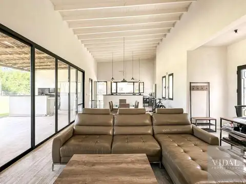 Casa en Venta al Este