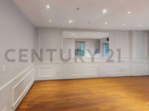Avenida Cerviño 3700, Piso 1