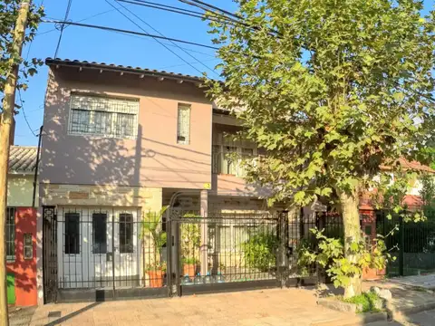 Casa - Venta - Argentina, VILLA SARMIENTO - solier 574