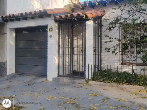 Venta Casa y Depto Piscina quincho 6ta Ciudad Mza