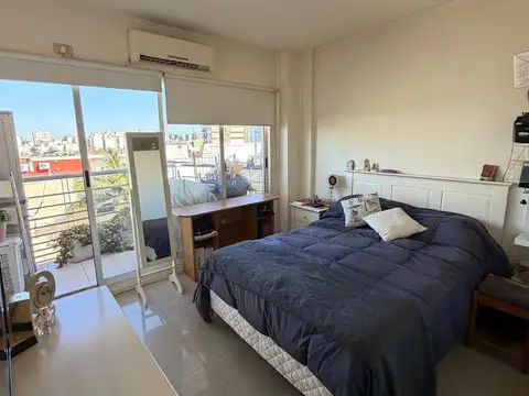VENTA - Mono Ambiente divisible con balcon, muy luminoso - Parque Chacabuco