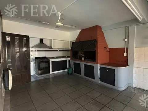 Depto Tipo Casa en Alquiler 40 años