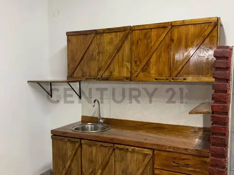 ALQUILER "2 Ambientes con patio privado y todos los servicios incluidos | Benavídez | A metros de Ru