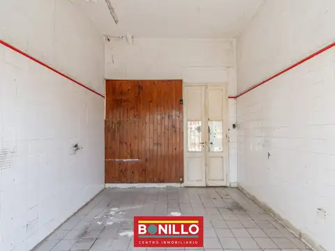 Casa 6 ambientes con 4 baños