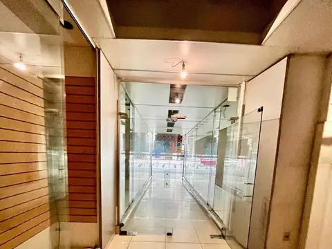 Local en Venta 37 años