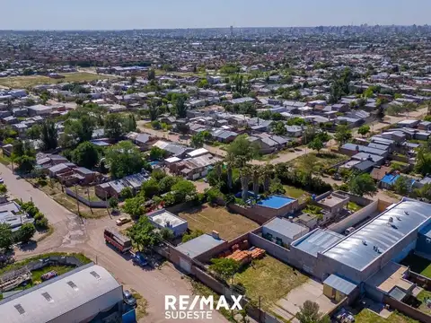 LOTE CERRADO. OPCION DE COMPRAR EL CONTIGUO