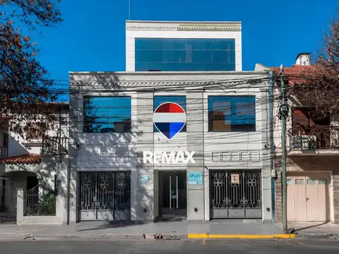 VENTA OFICINAS O CONSULTORIOS DEAN FUNES 462