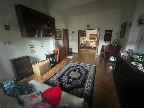 DOS CASAS SOBRE DOS LOTES