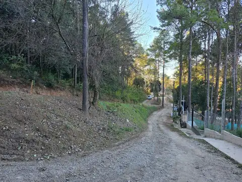 El Picaflor esq. El Pacara