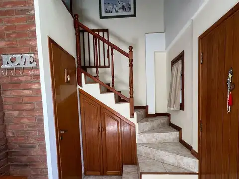 Depto Tipo Casa en Venta 20 años