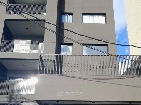 Sarmiento 2600, Piso 8