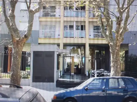 Washington 2500, Piso 6