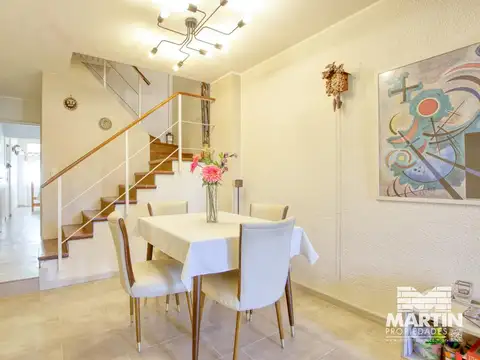 Casa 3 ambientes con 2 baños