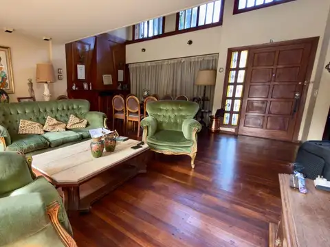 Chalet 5 ambientes - Zona Punta Mogotes - Crocce al 2100