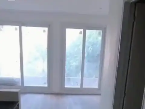 MONOAMBIENTE AMPLIO- VENTA- UNA COCHERA-BELGRANO