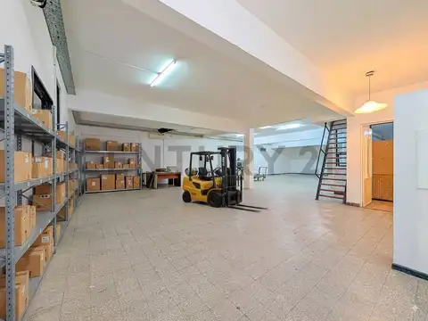 Galpon en Venta 4  mts Frente
